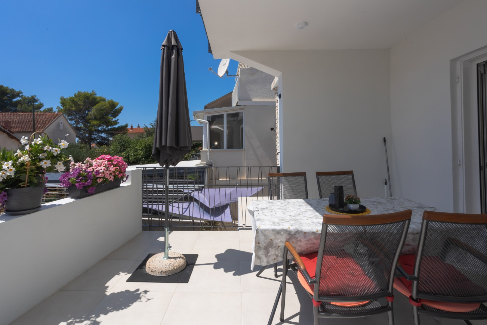 Welcome to Dalma Residence - Ideal accommodation for a pleasant and comfortable vacation!, Dalma Residence near the sea, Žaborić, Dalmatia, Croatia Žaborić